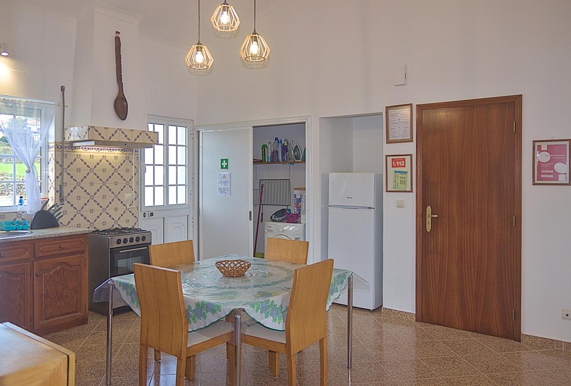 Porto Martins Bay Apartments Al Room photo